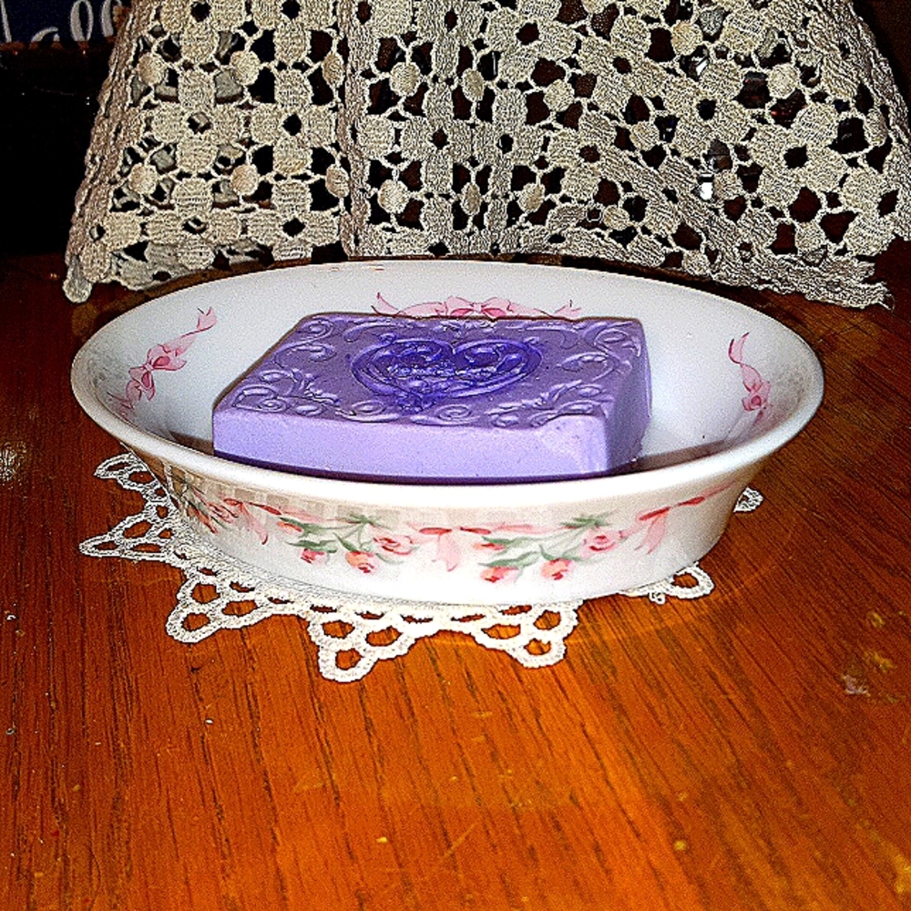 Porcelain Eileen west rose bud soap dish vintage